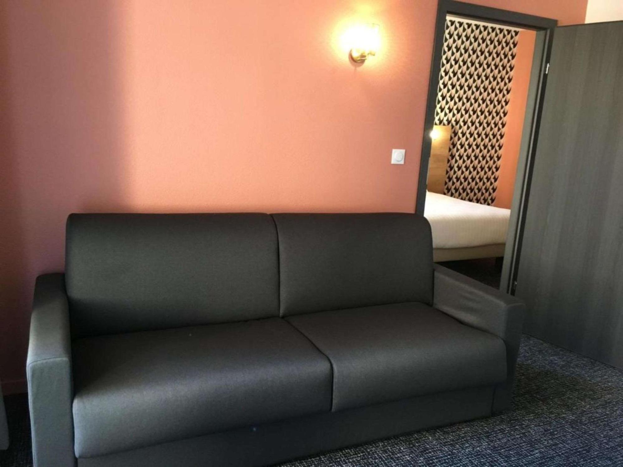 Best Western Hotel Fontaine Argent เบอซองซง ภายนอก รูปภาพ