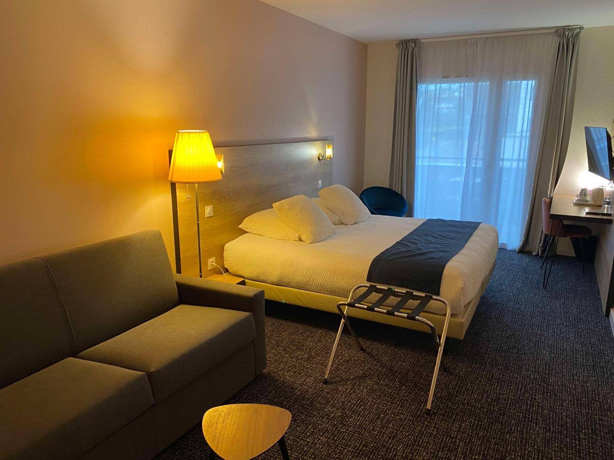 Best Western Hotel Fontaine Argent เบอซองซง ภายนอก รูปภาพ