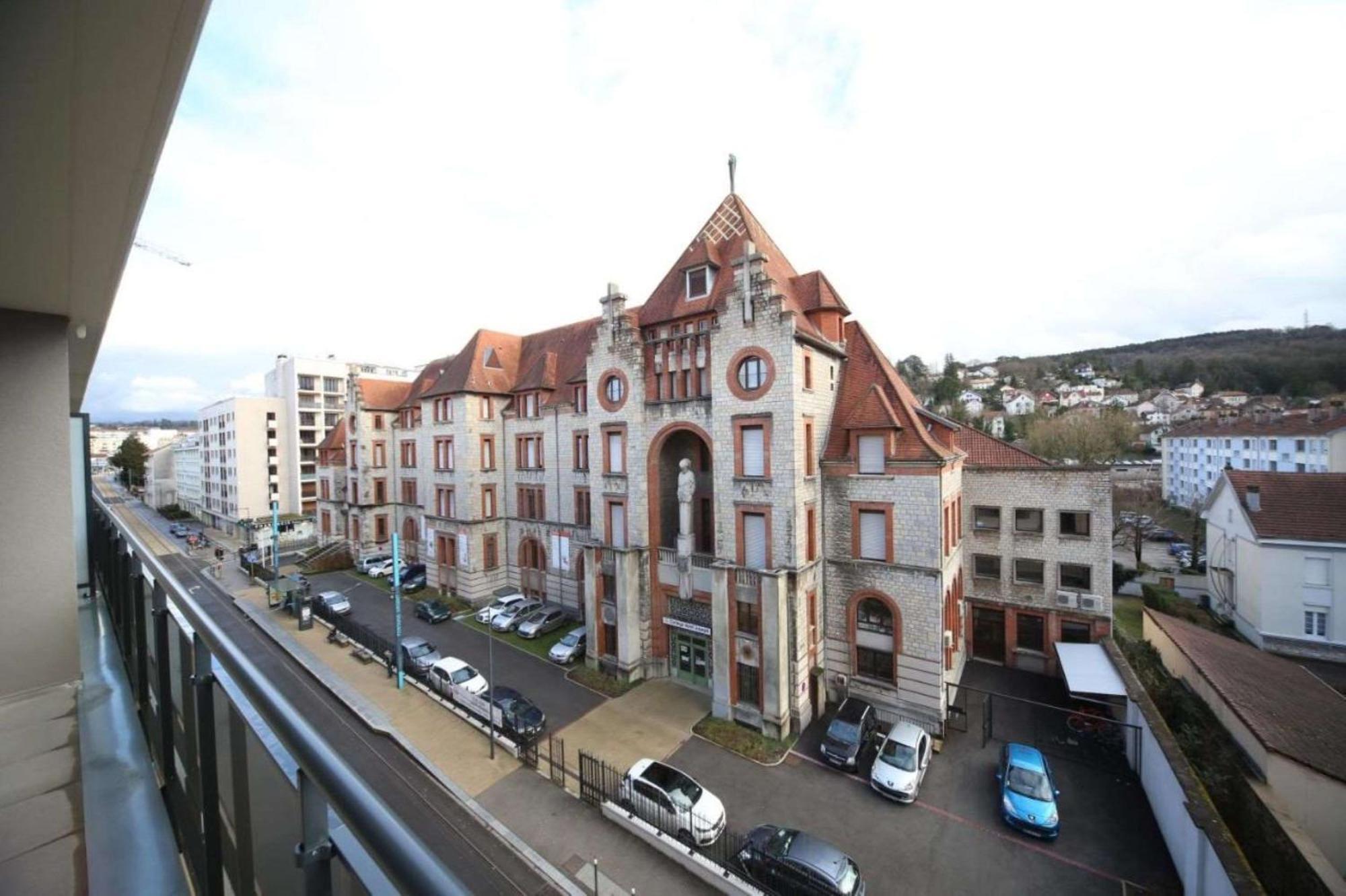 Best Western Hotel Fontaine Argent เบอซองซง ภายนอก รูปภาพ